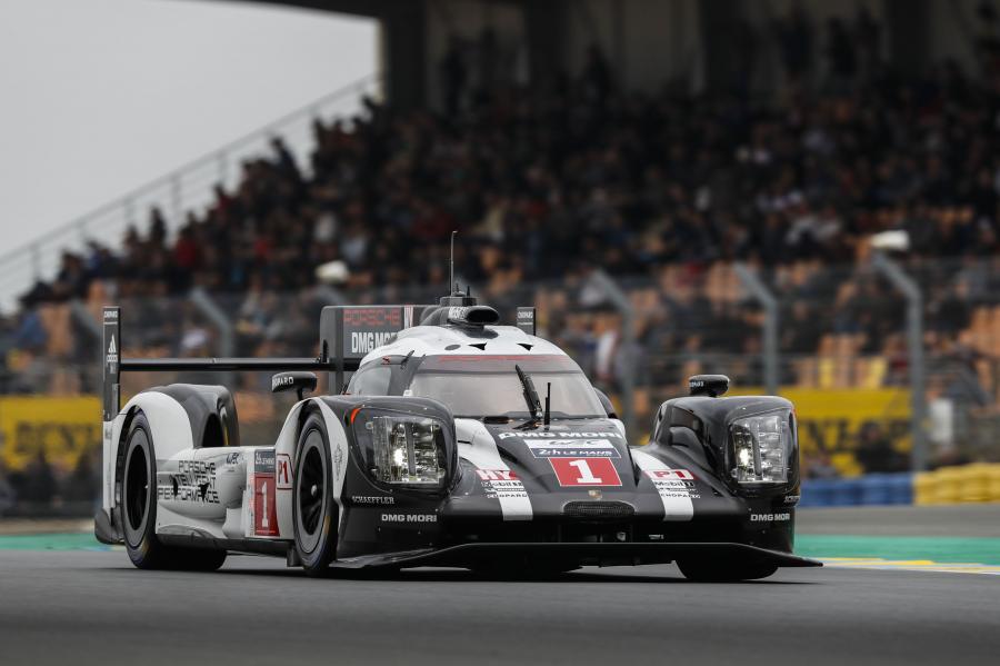  Porsche 919 Hybrid 2016 года  (фото 3 из 21)